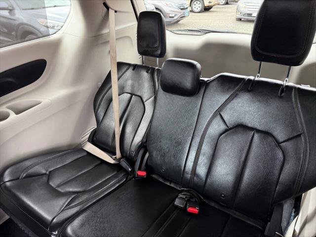 2020 Chrysler Pacifica Touring L