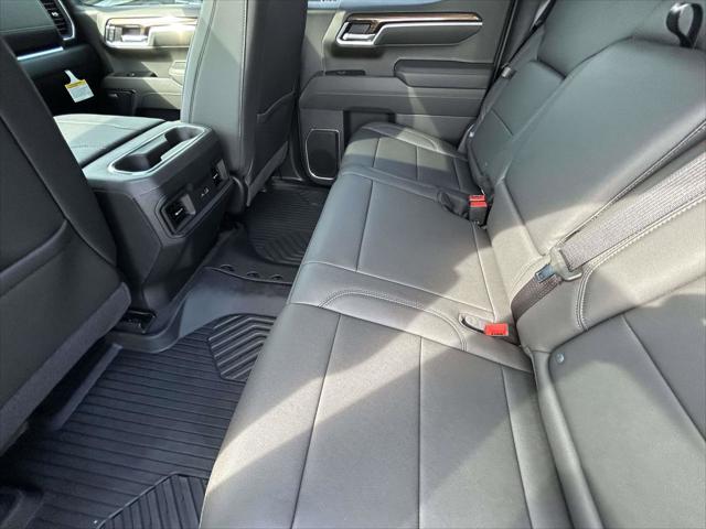 2026 Chevrolet Silverado 1500 4WD Crew Cab Short Bed RST