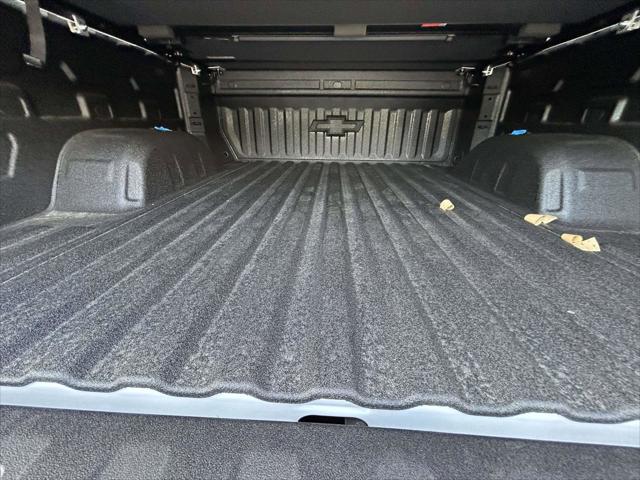 2026 Chevrolet Silverado 1500 4WD Crew Cab Short Bed RST