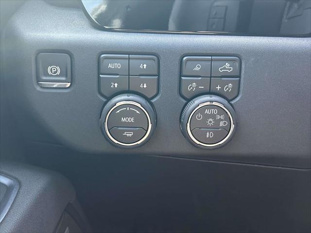 2026 Chevrolet Silverado 1500 4WD Crew Cab Short Bed RST