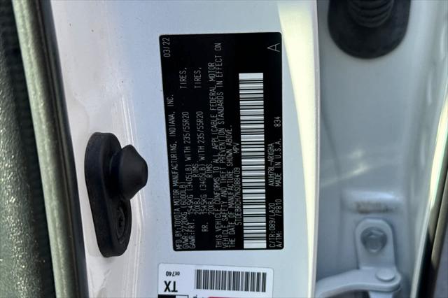 2022 Toyota Highlander Hybrid Platinum