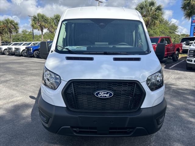2026 Ford Transit Base