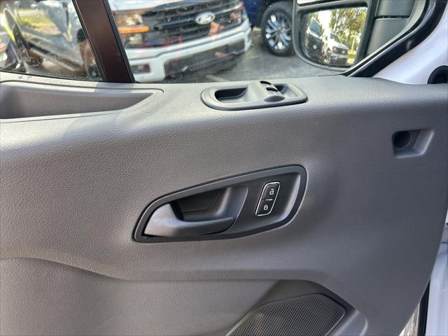 2026 Ford Transit Base