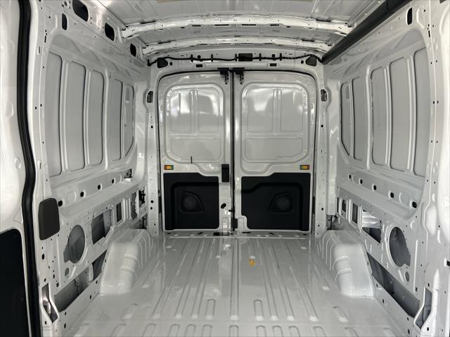 2026 Ford Transit Base