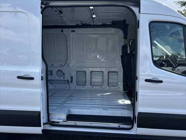 2026 Ford Transit Base