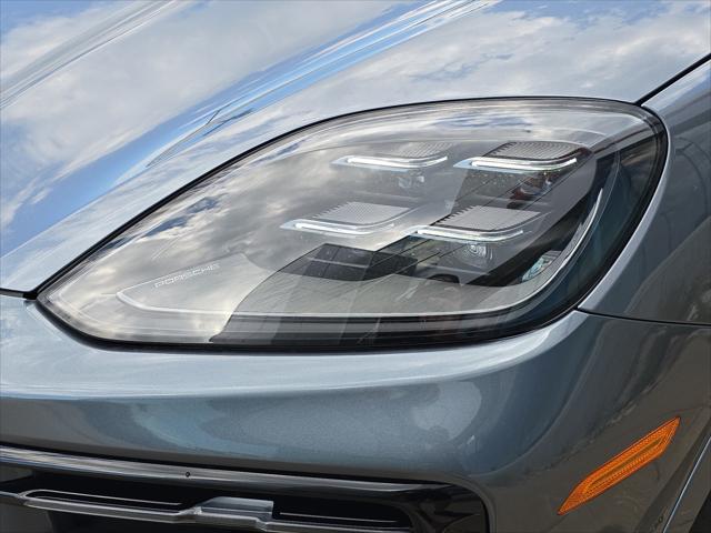 2026 Porsche Cayenne AWD