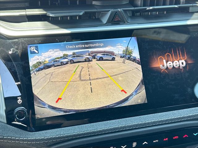 2026 Jeep Cherokee Laredo 4x4