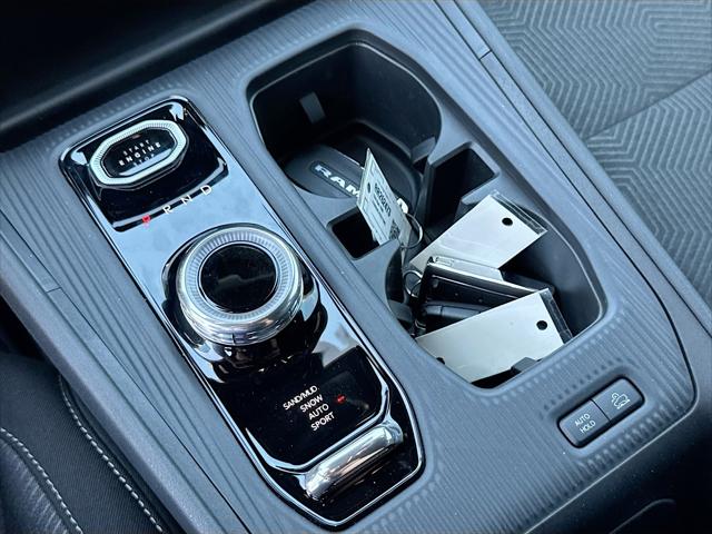 2026 Jeep Cherokee Laredo 4x4