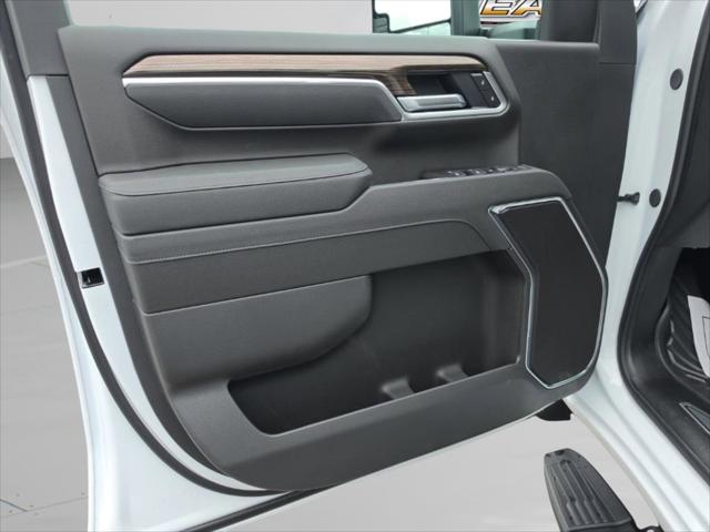 2026 Chevrolet Silverado 2500HD Crew Cab, Standard Bed, LT, 4WD
