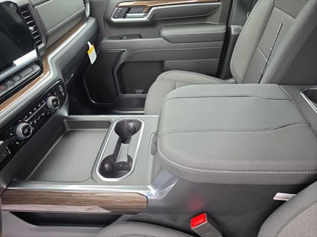 2026 Chevrolet Silverado 2500HD Crew Cab, Standard Bed, LT, 4WD
