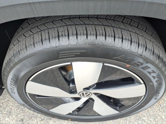 2025 Volkswagen Taos 1.5T S