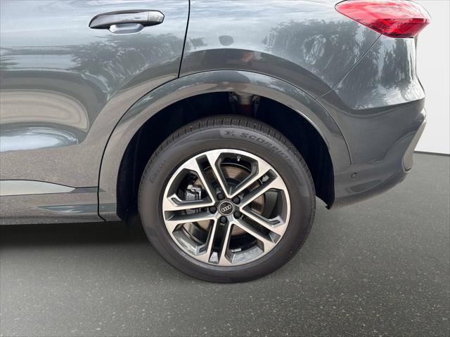 2026 Audi Q5 Sportback Premium TFSI quattro S tronic