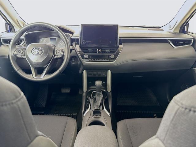 2025 Toyota Corolla Cross LE