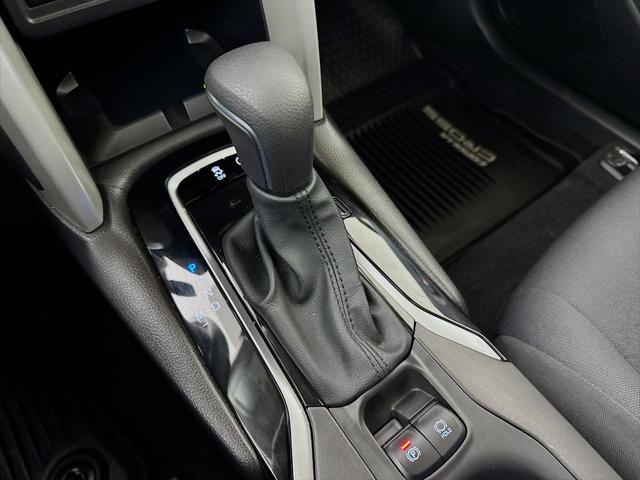 2025 Toyota Corolla Cross LE
