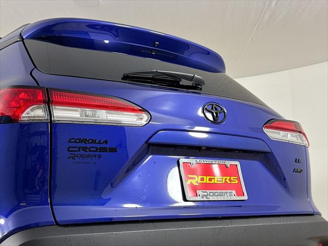 2025 Toyota Corolla Cross LE