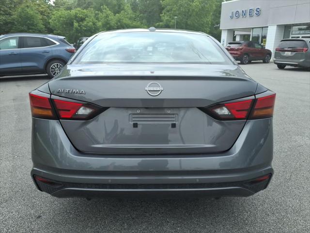 2025 Nissan Altima SV FWD