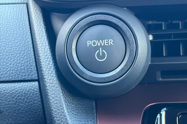 2026 Toyota Prius Plug-In SE