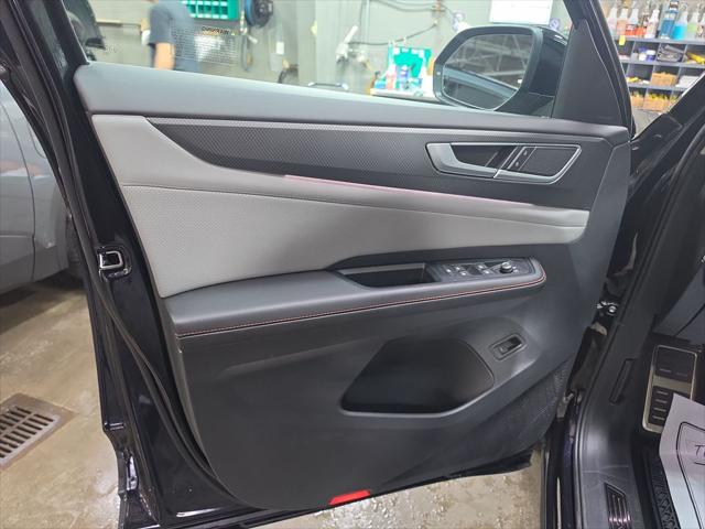 2026 Volkswagen Atlas Peak Edition