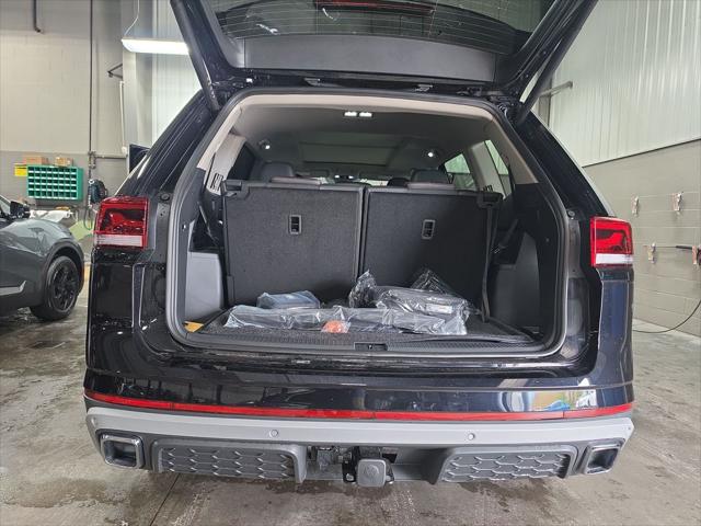2026 Volkswagen Atlas Peak Edition