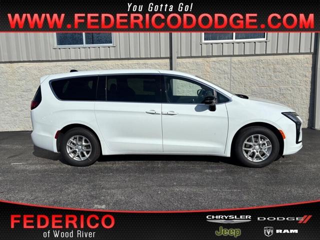 2027 Chrysler Pacifica PACIFICA SELECT