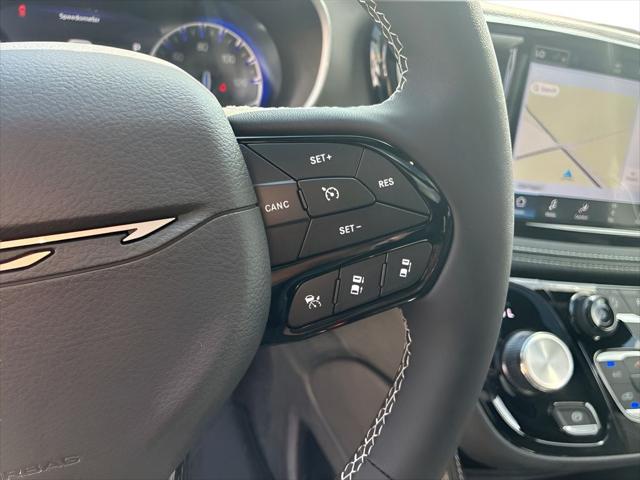 2027 Chrysler Pacifica Limited