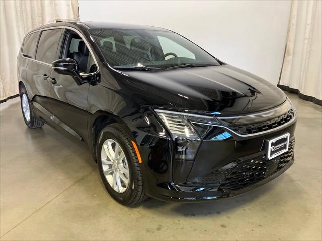 2027 Chrysler Pacifica PACIFICA SELECT AWD