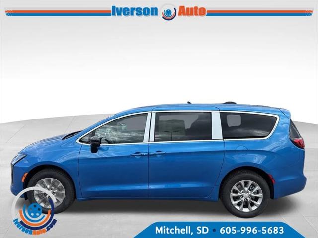 2027 Chrysler Pacifica PACIFICA SELECT AWD 2027 Chrysler Pacifica PACIFICA SELECT AWD