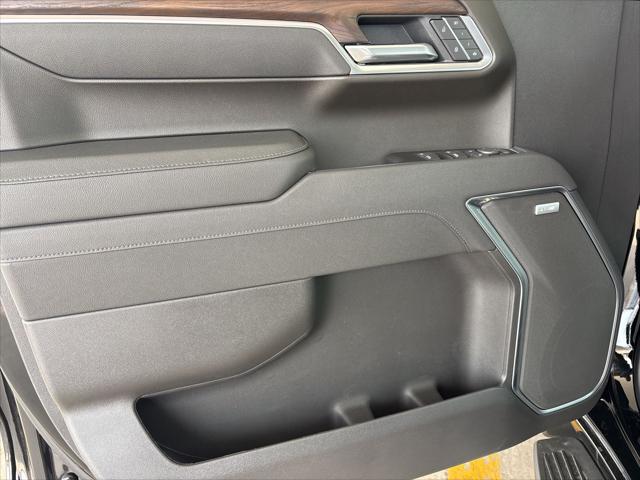 2026 GMC Sierra 1500 Crew Cab, Short Bed, SLT, 4WD