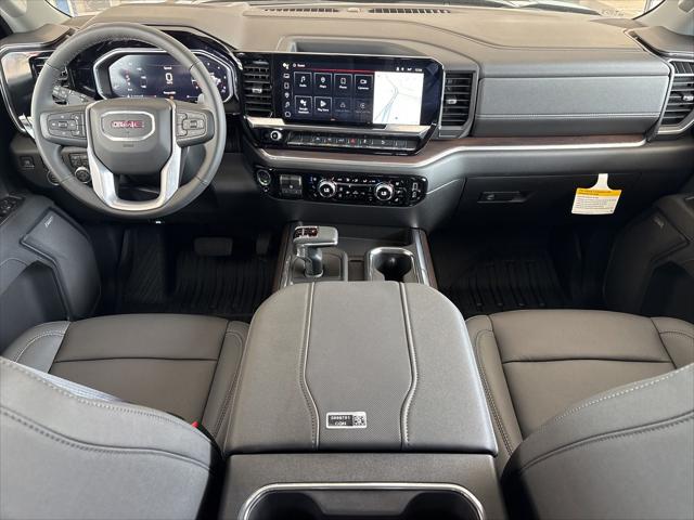2026 GMC Sierra 1500 Crew Cab, Short Bed, SLT, 4WD