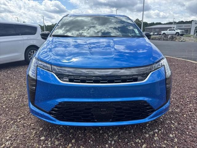 2027 Chrysler Pacifica PACIFICA SELECT AWD
