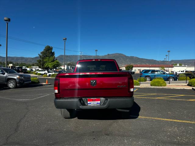 2024 Ram 1500 Classic Warlock Crew Cab 4x4 5'7" Box