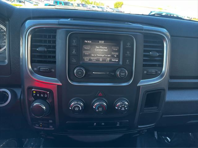2024 Ram 1500 Classic Warlock Crew Cab 4x4 5'7" Box