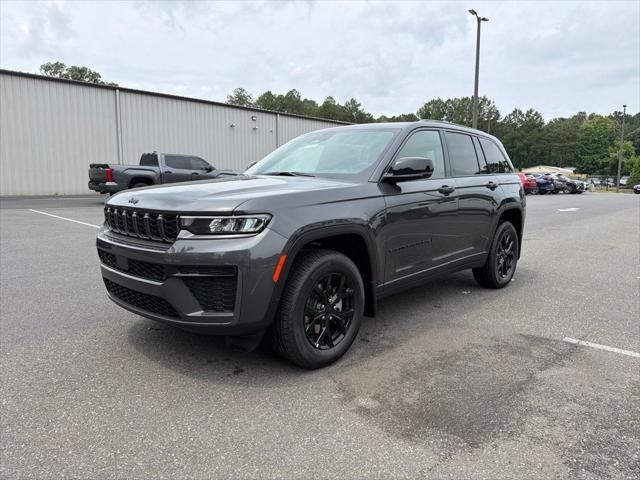 2026 Jeep Grand Cherokee GRAND CHEROKEE LAREDO ALTITUDE 4X4 2026 Jeep Grand Cherokee GRAND CHEROKEE LAREDO ALTITUDE 4X4
