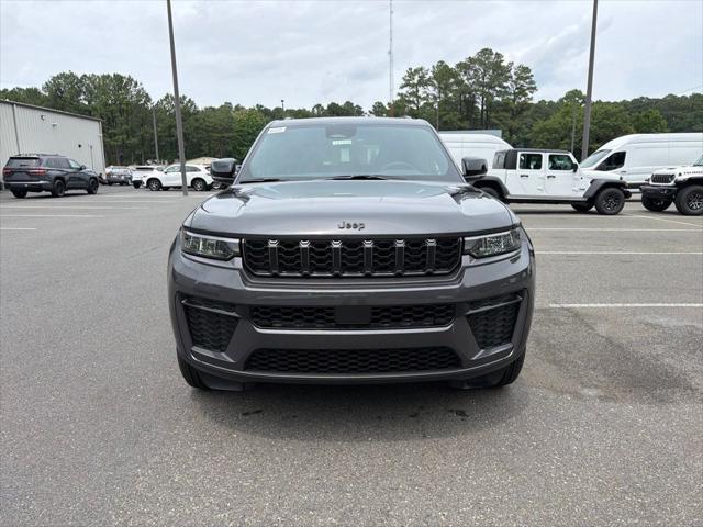 2026 Jeep Grand Cherokee GRAND CHEROKEE LAREDO ALTITUDE 4X4 2026 Jeep Grand Cherokee GRAND CHEROKEE LAREDO ALTITUDE 4X4