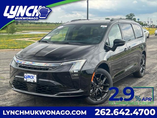 2027 Chrysler Pacifica Limited for sale in Mukwonago, WI