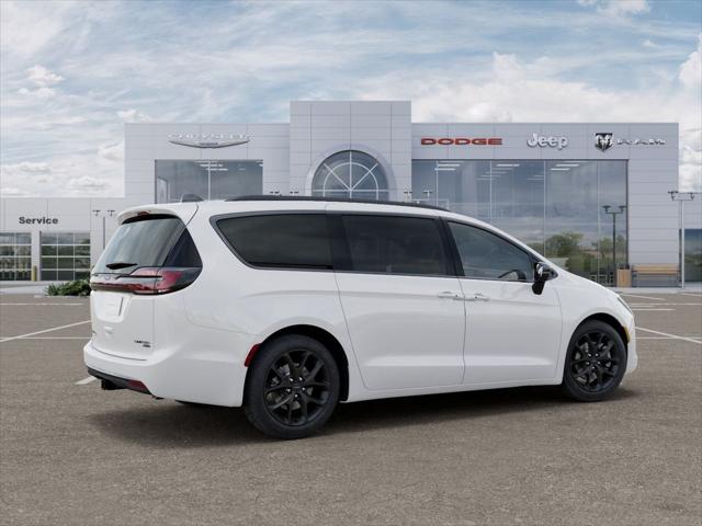 2027 Chrysler Pacifica Limited
