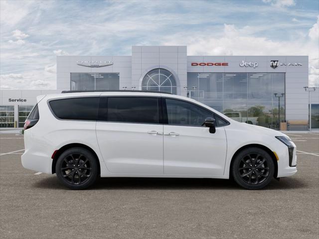 2027 Chrysler Pacifica Limited