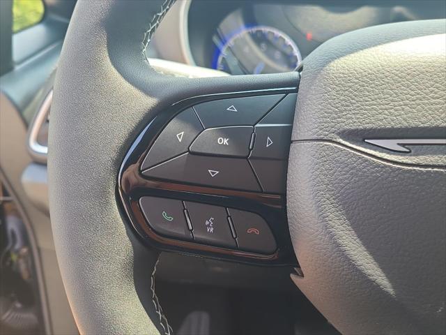 2027 Chrysler Pacifica Limited