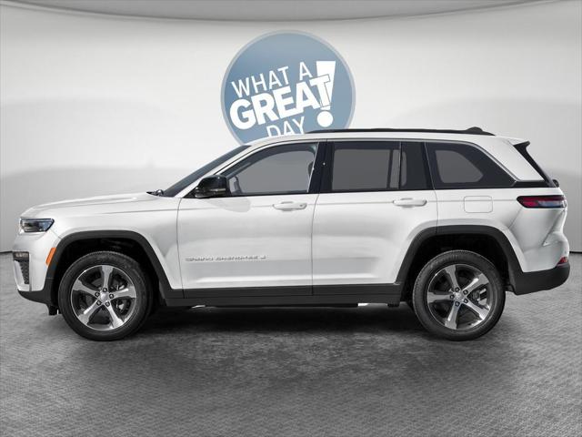 2026 Jeep Grand Cherokee GRAND CHEROKEE LAREDO X 4X4