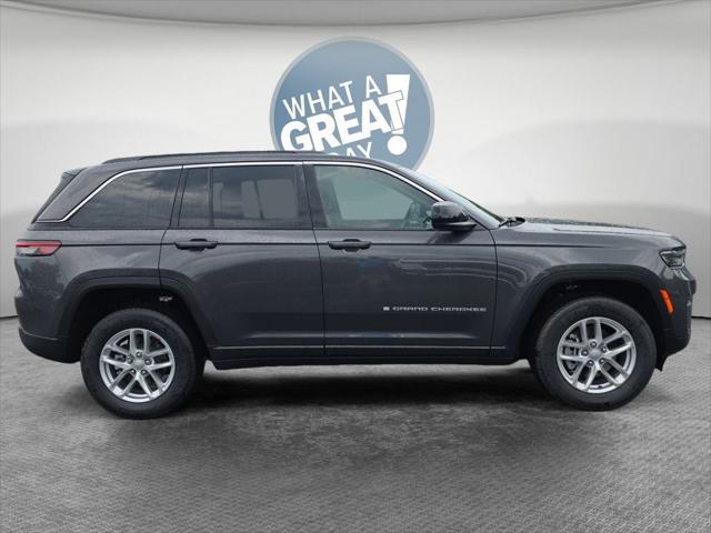 2026 Jeep Grand Cherokee GRAND CHEROKEE LAREDO X 4X4 2026 Jeep Grand Cherokee GRAND CHEROKEE LAREDO X 4X4