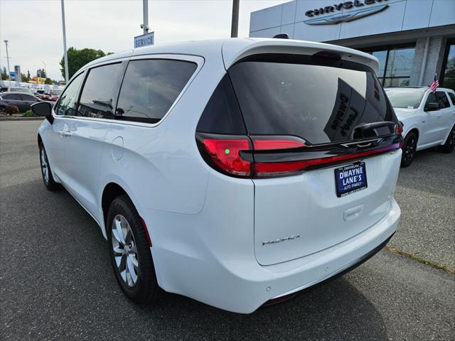 2027 Chrysler Pacifica PACIFICA SELECT AWD