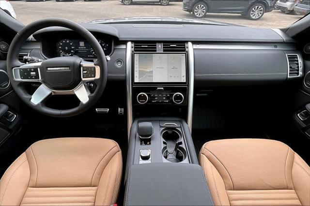 2026 Land Rover Discovery Gemini Edition
