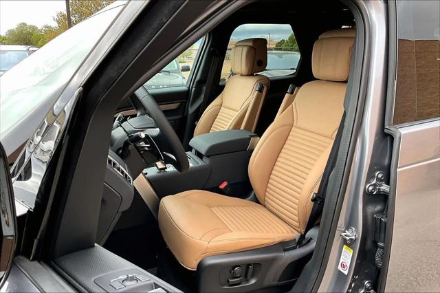 2026 Land Rover Discovery Gemini Edition