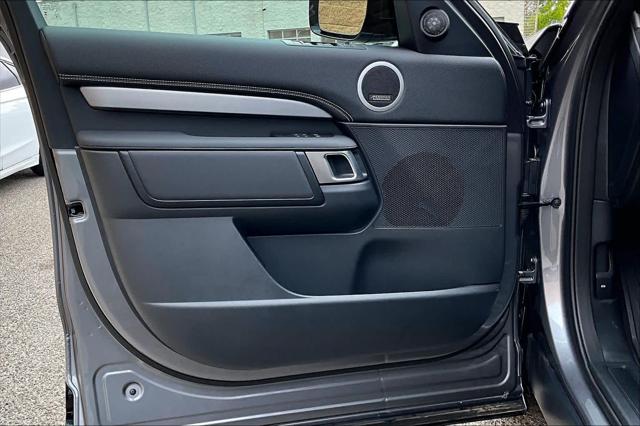 2026 Land Rover Discovery Gemini Edition