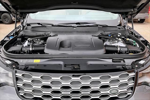 2026 Land Rover Discovery Gemini Edition