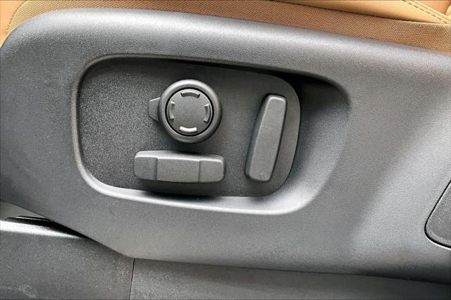 2026 Land Rover Discovery Gemini Edition
