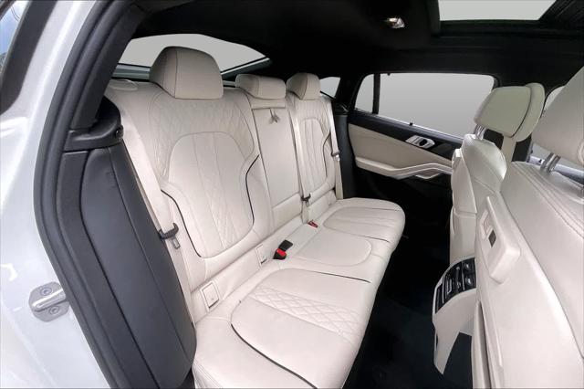 2023 BMW X6 M50i