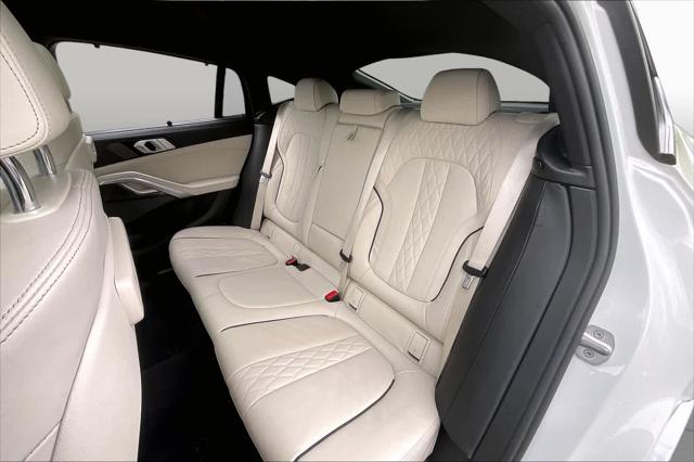 2023 BMW X6 M50i