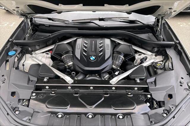 2023 BMW X6 M50i