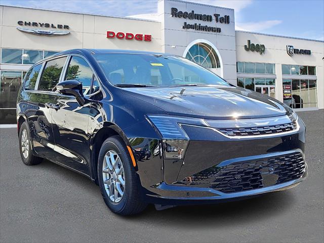 2027 Chrysler Pacifica PACIFICA SELECT